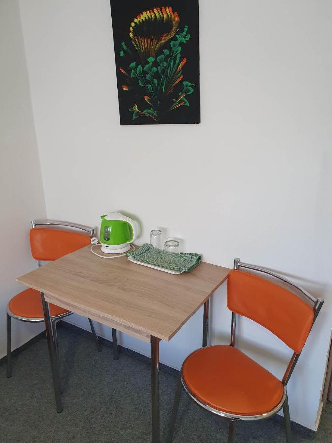 Hotel Decin Na Skrivance Bagian luar foto