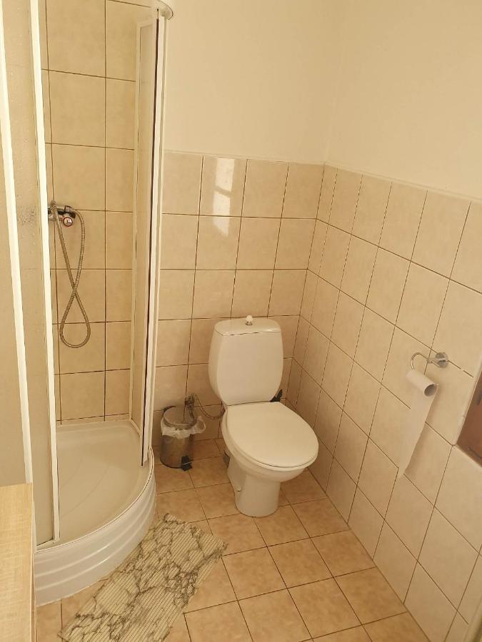 Hotel Decin Na Skrivance Bagian luar foto